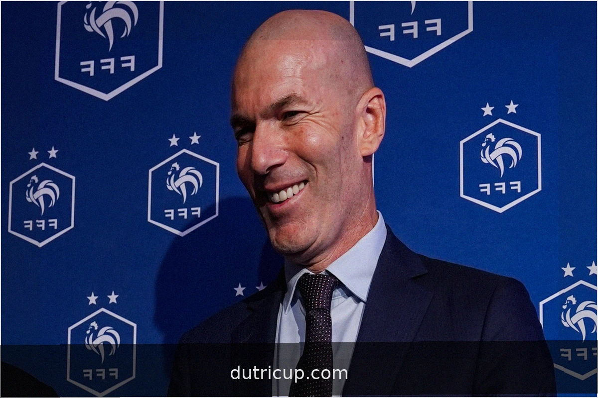 El PSG concreta la llegada de Mika Godts tras Ferran Torres